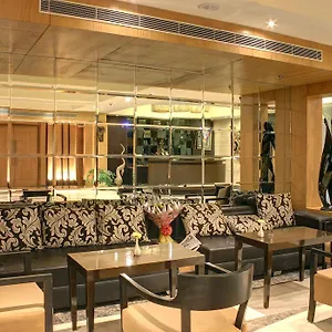 Hotel Aavaa Surya Continental, New Delhi