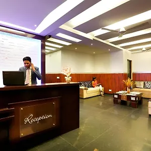 Hotel Anand Lok Mahipalpur, Igi Delhi Airport, New Delhi