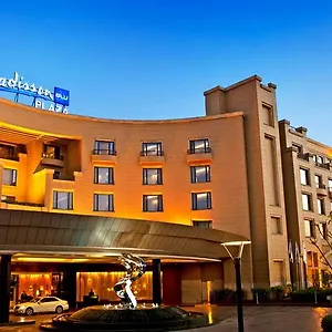 מלון Radisson Blu Plaza Delhi Airport, ניו דלהי