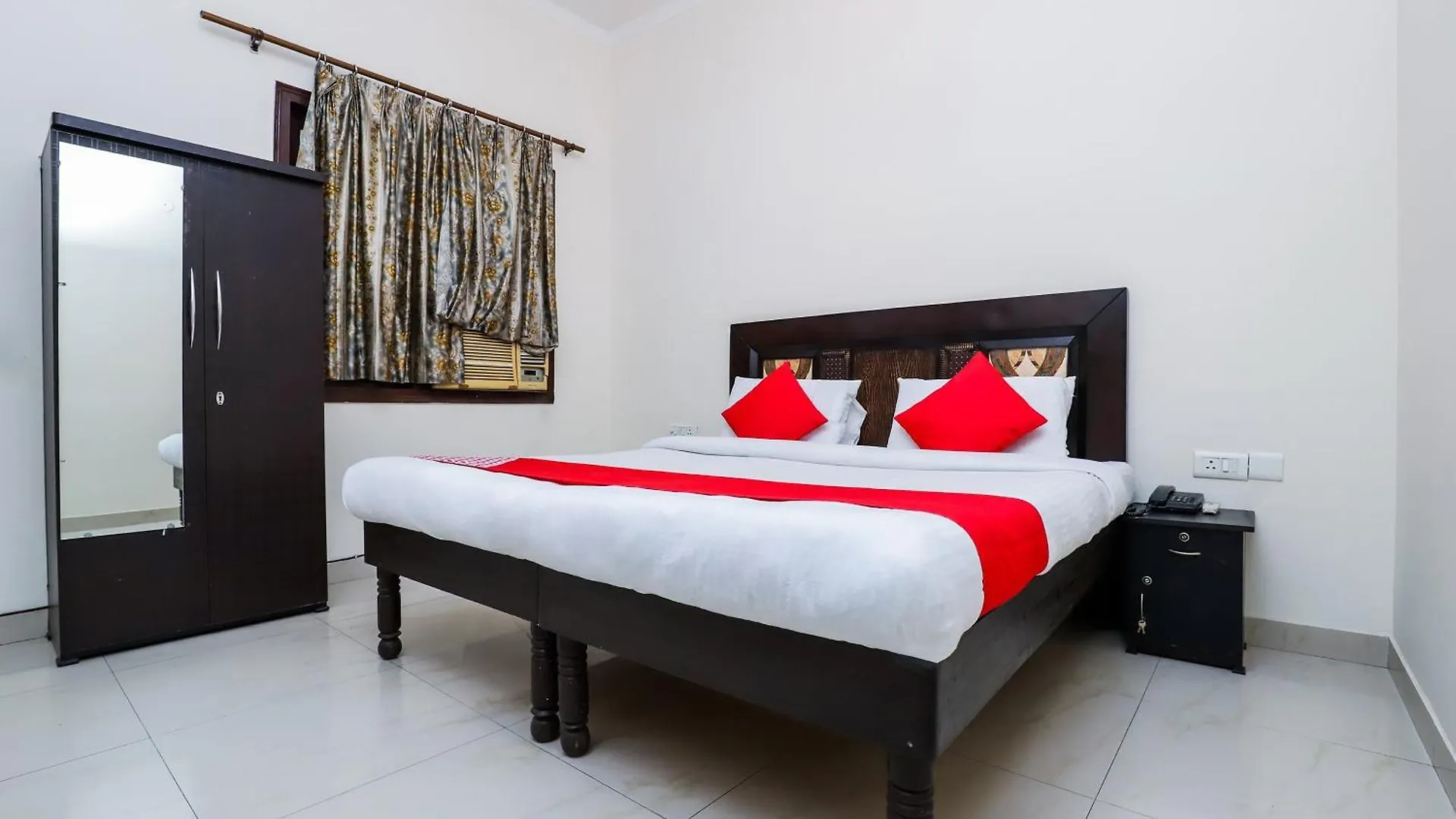 Hotel O Shiv Shakti Inn Near Kamal Cinema New Delhi