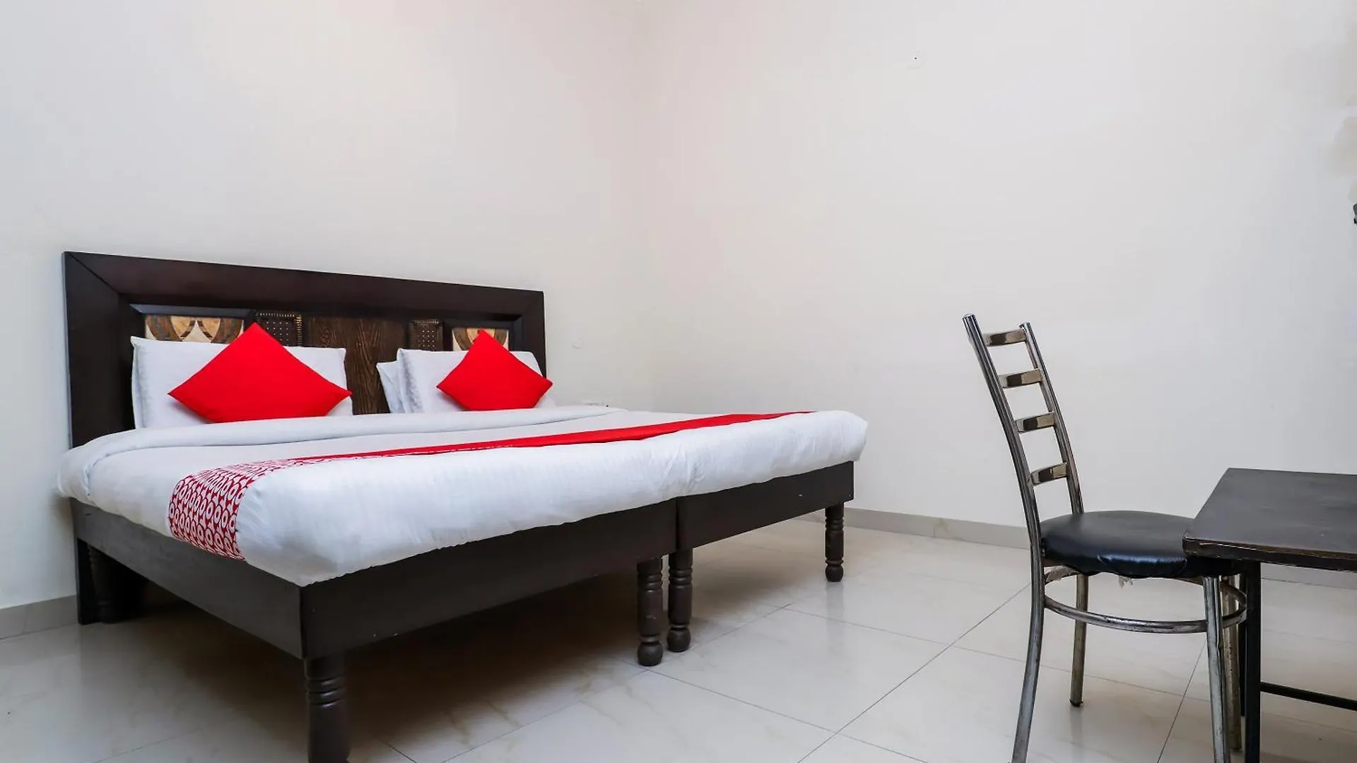 Hotel O Shiv Shakti Inn Near Kamal Cinema New Delhi
